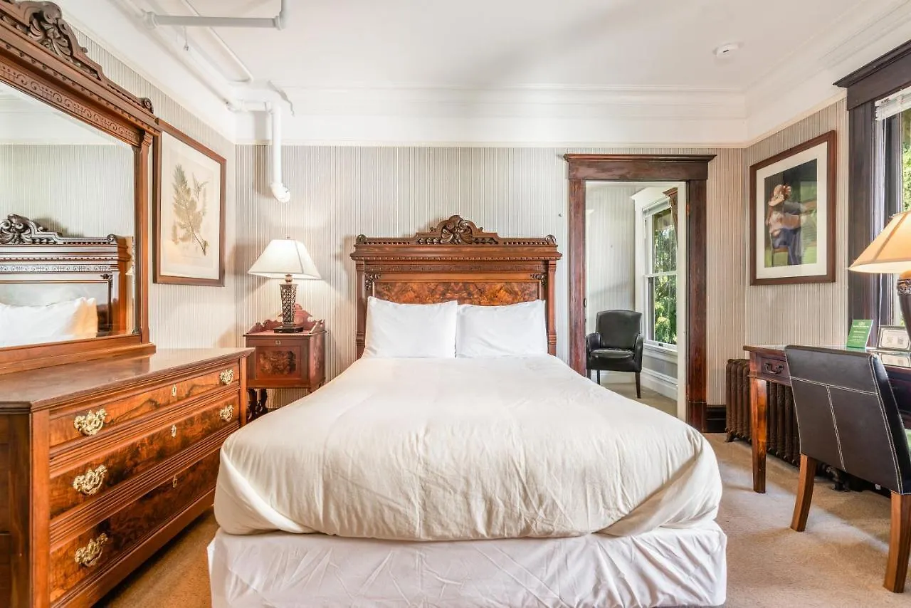 Seattle Gaslight Inn 3*,